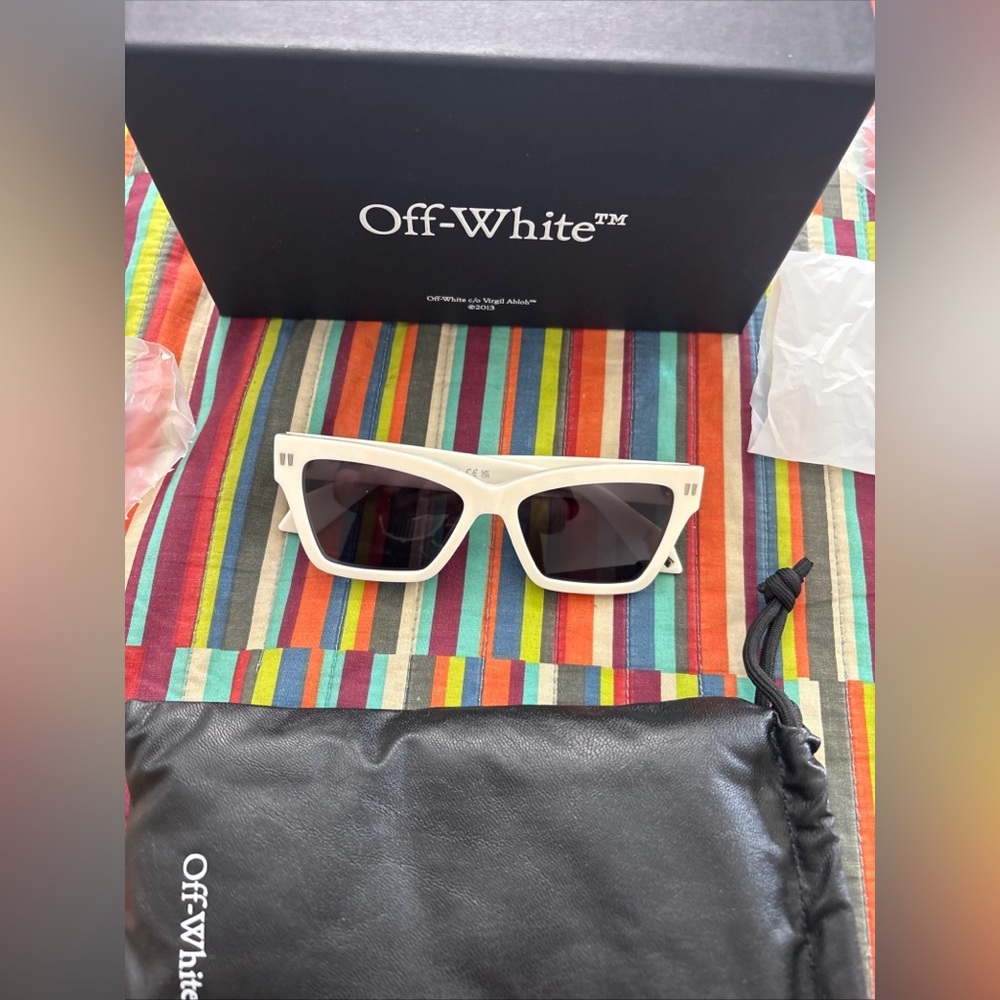 NEW Off-White Cincinnati OERI110C99PLA0010107 0/S  54mm 100% Authentic